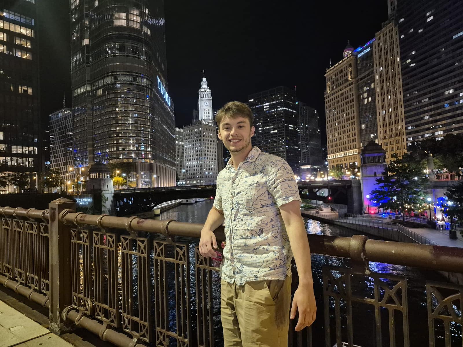 Chicago Riverwalk at night